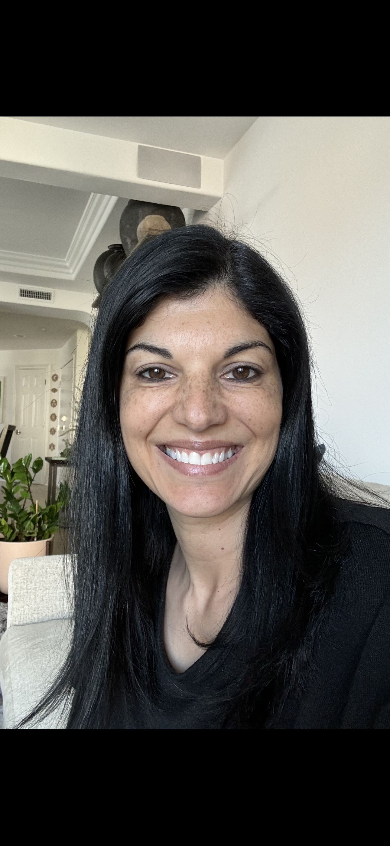 Layla Jillood - Ketamine-Assisted Psychotherapist