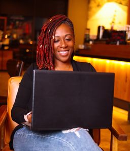 Alexandrea Long - Ketamine-Assisted Psychotherapist